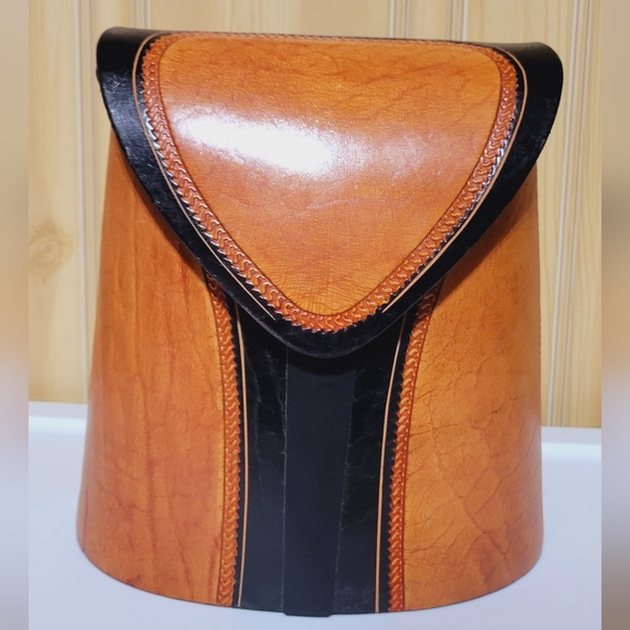 NWOT Authentic Leather Crossbody - Picture 1 of 11